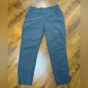 🌷 Eddie Bauer 🌷 Gray Soft Nylon Joggers